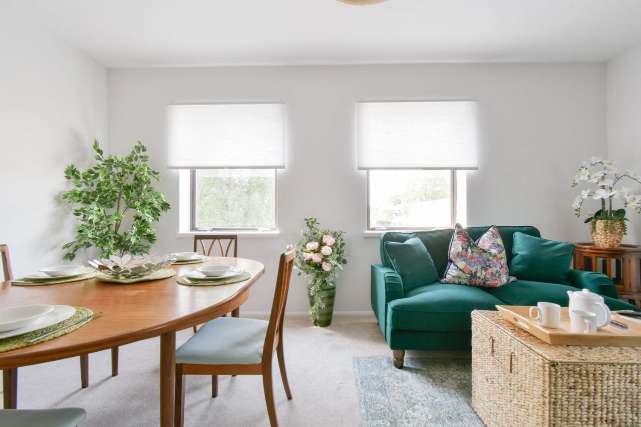 Luxury Spacious 2 Bed Apartment Shilton  Bagian luar foto