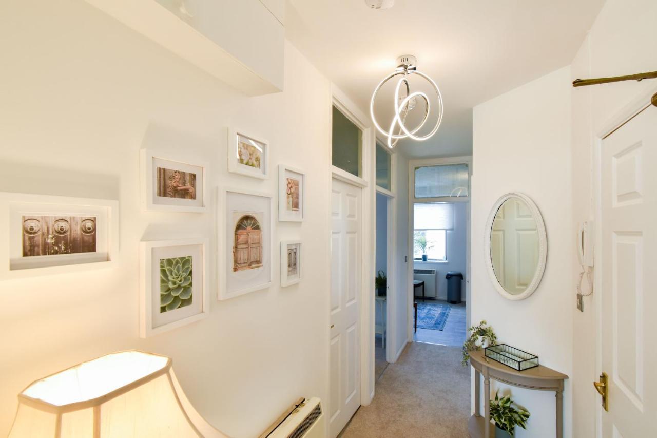 Luxury Spacious 2 Bed Apartment Shilton  Bagian luar foto